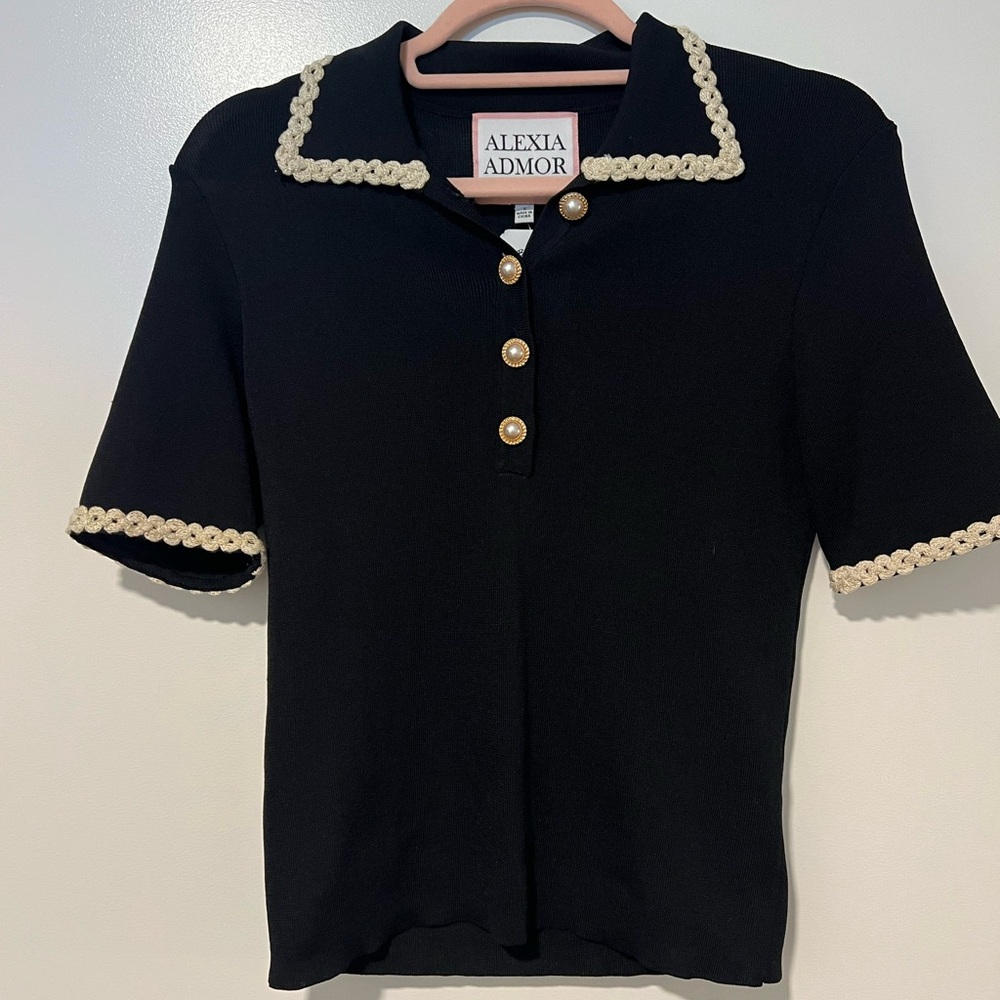 Alexia Admor Black/dark navy  Top with Cream Accents